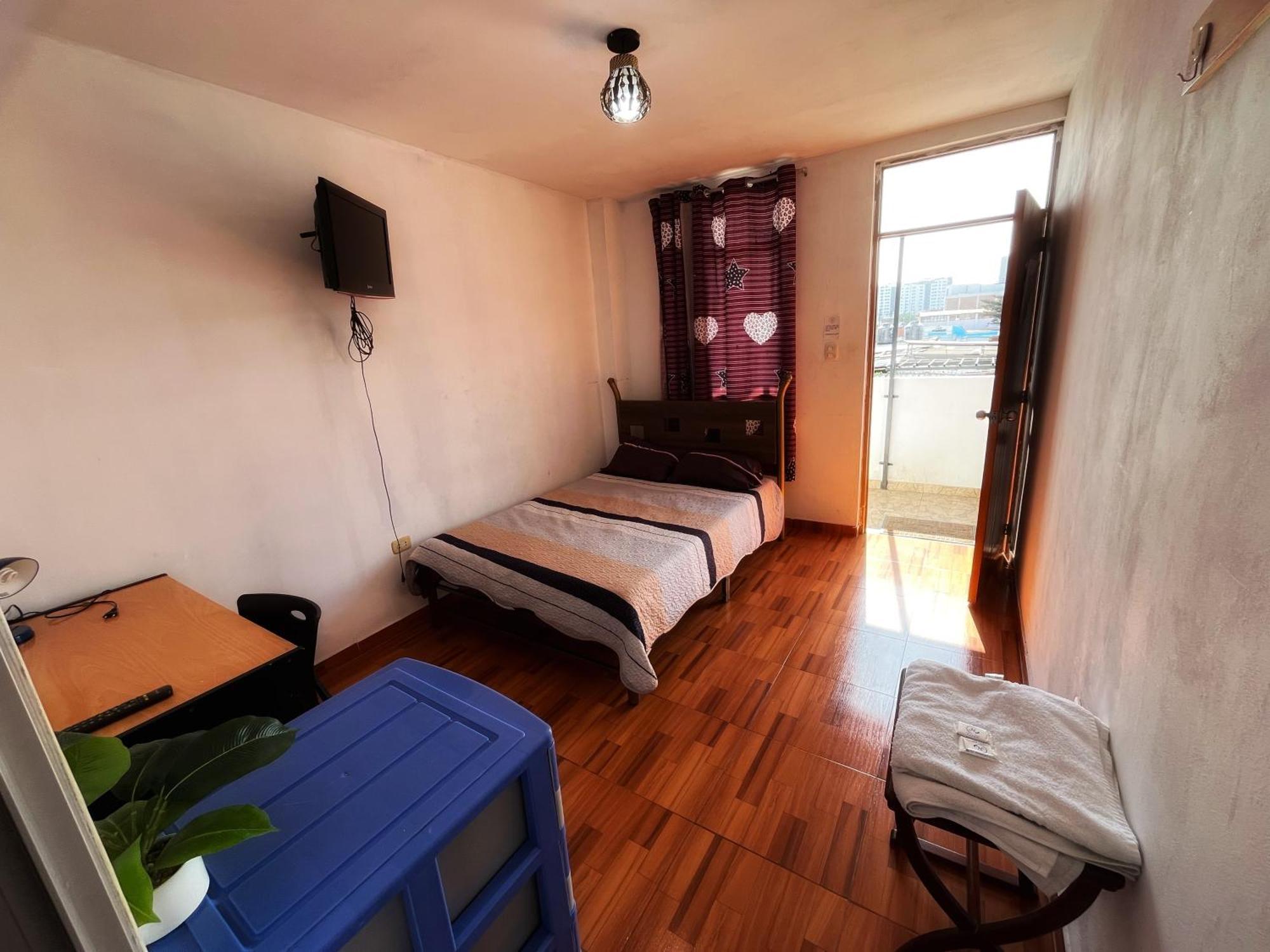 Bed and Breakfast Ugarte Street Трухильо Экстерьер фото